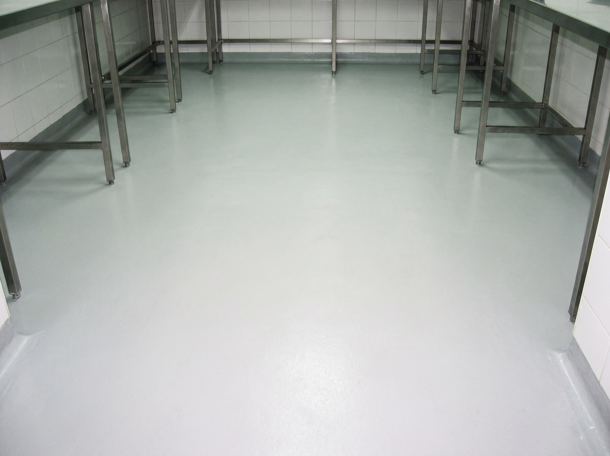 Completed hygienic floor and bund walkway in a small Gauteng beverage plant