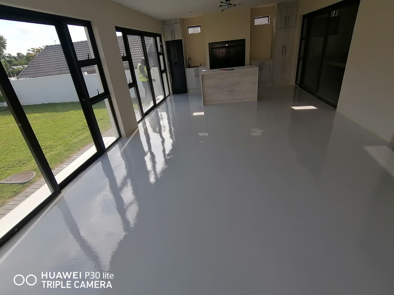Structural epoxy crack injection on a commercial concrete slab