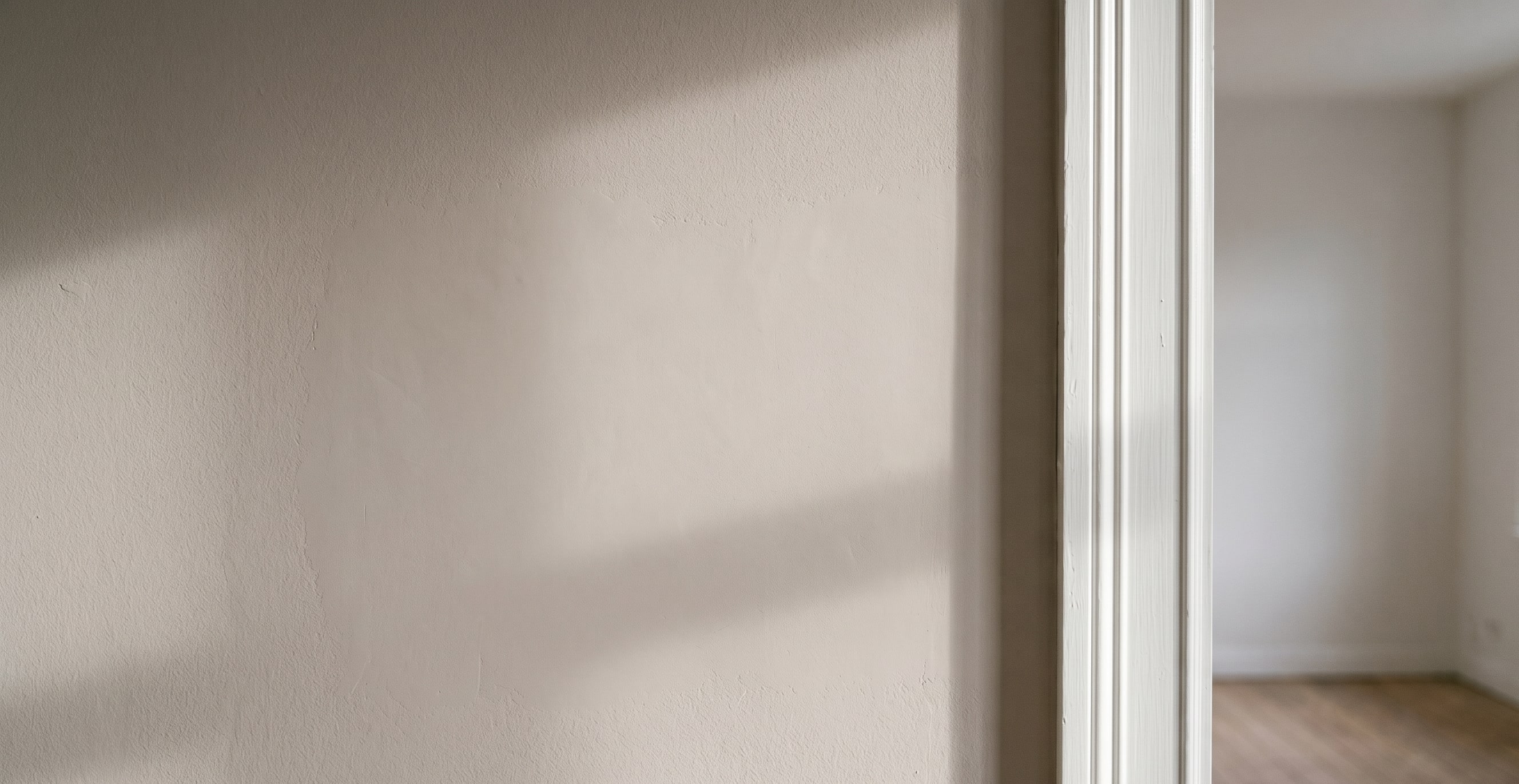 Close-up of completed stain-blocked and coated internal wall section in Gauteng